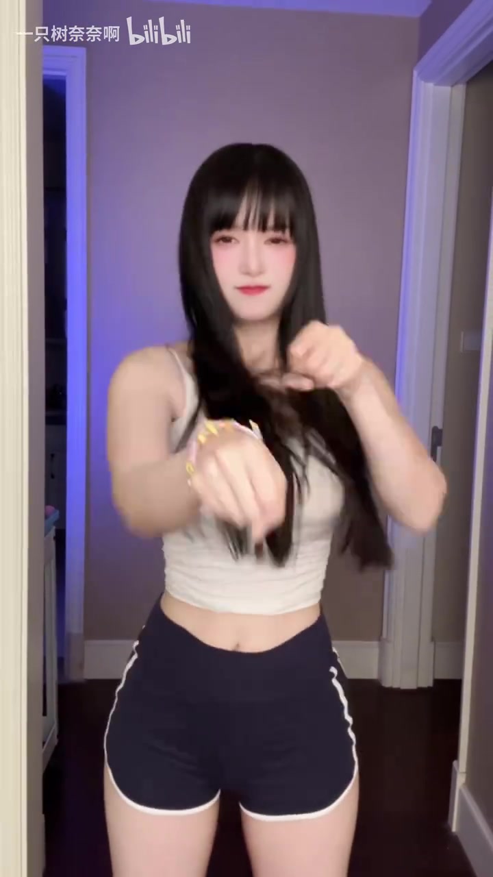 谈球吧体育app下载我要你把小伞叫来！树奈奈更新视频：也就苦练了两小时吧！如何呢？